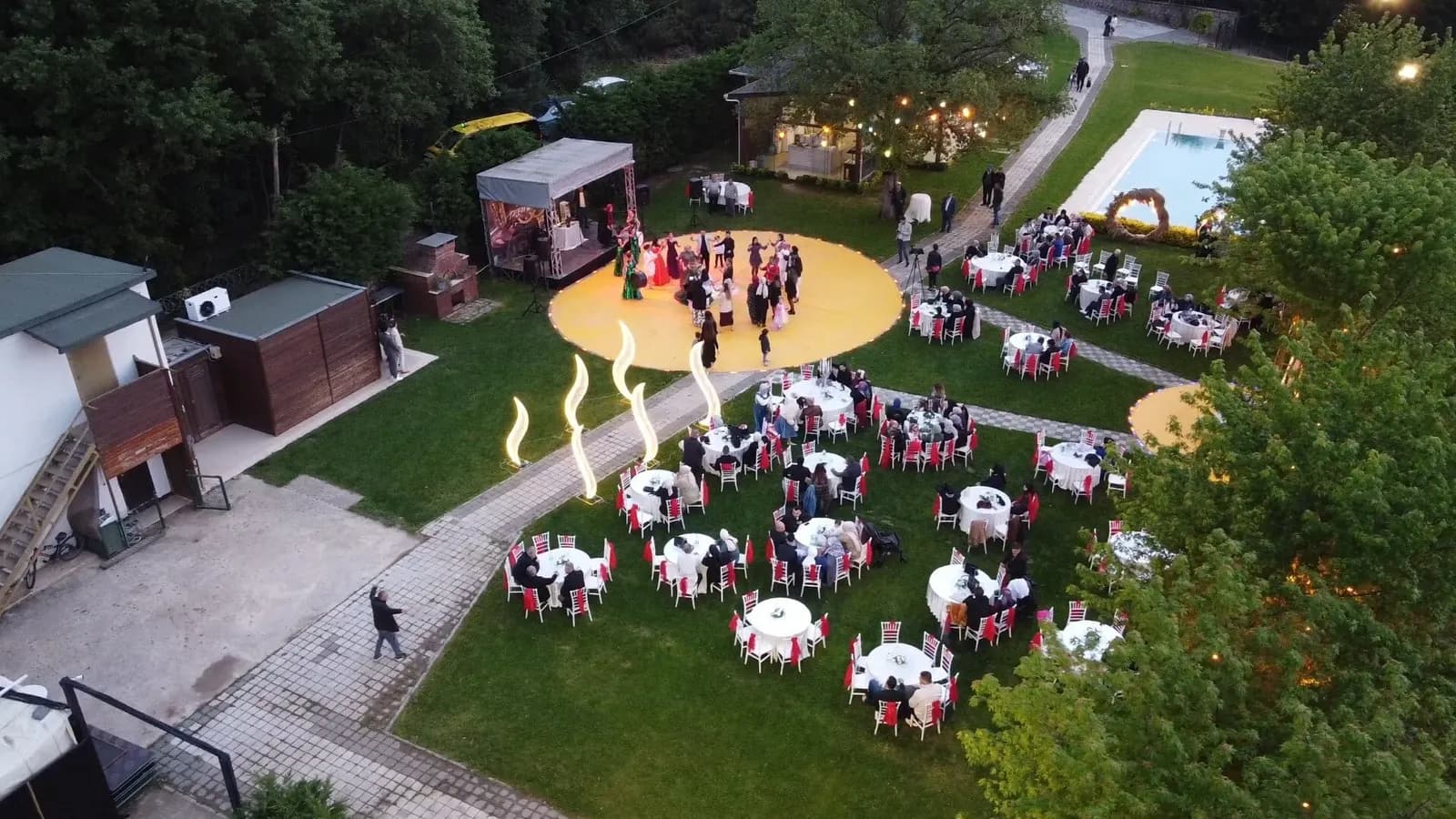 Talen Wedding - İstanbul Kır Düğünü Mekanı - fotoğraf 5