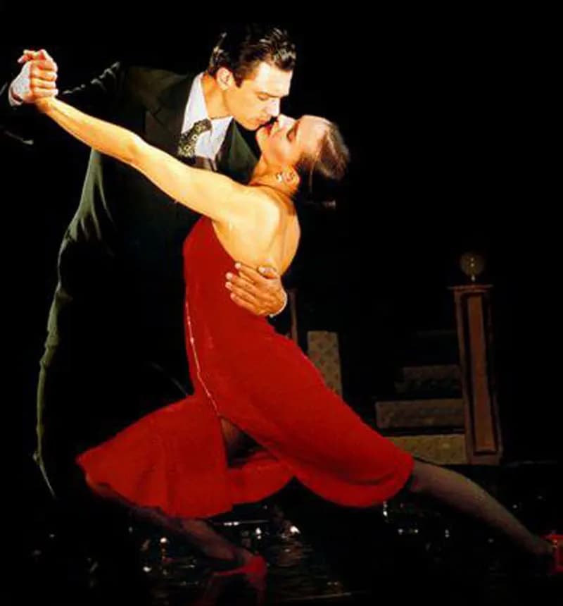 Tango Dans - İstanbul Düğün Dansı Eğitmeni