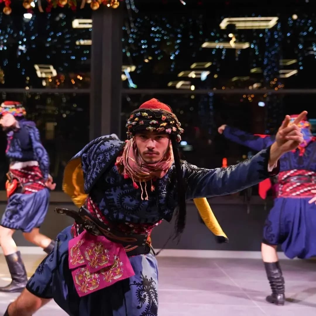 Artem İzmir - İzmir Düğün Dansı Eğitmeni - fotoğraf 9