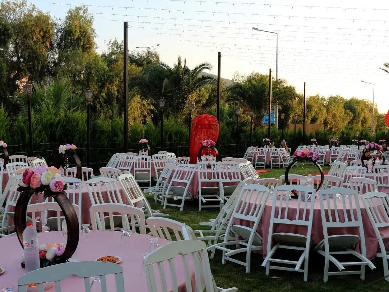 Deli Dolu - İzmir Söz-Nişan Mekanı