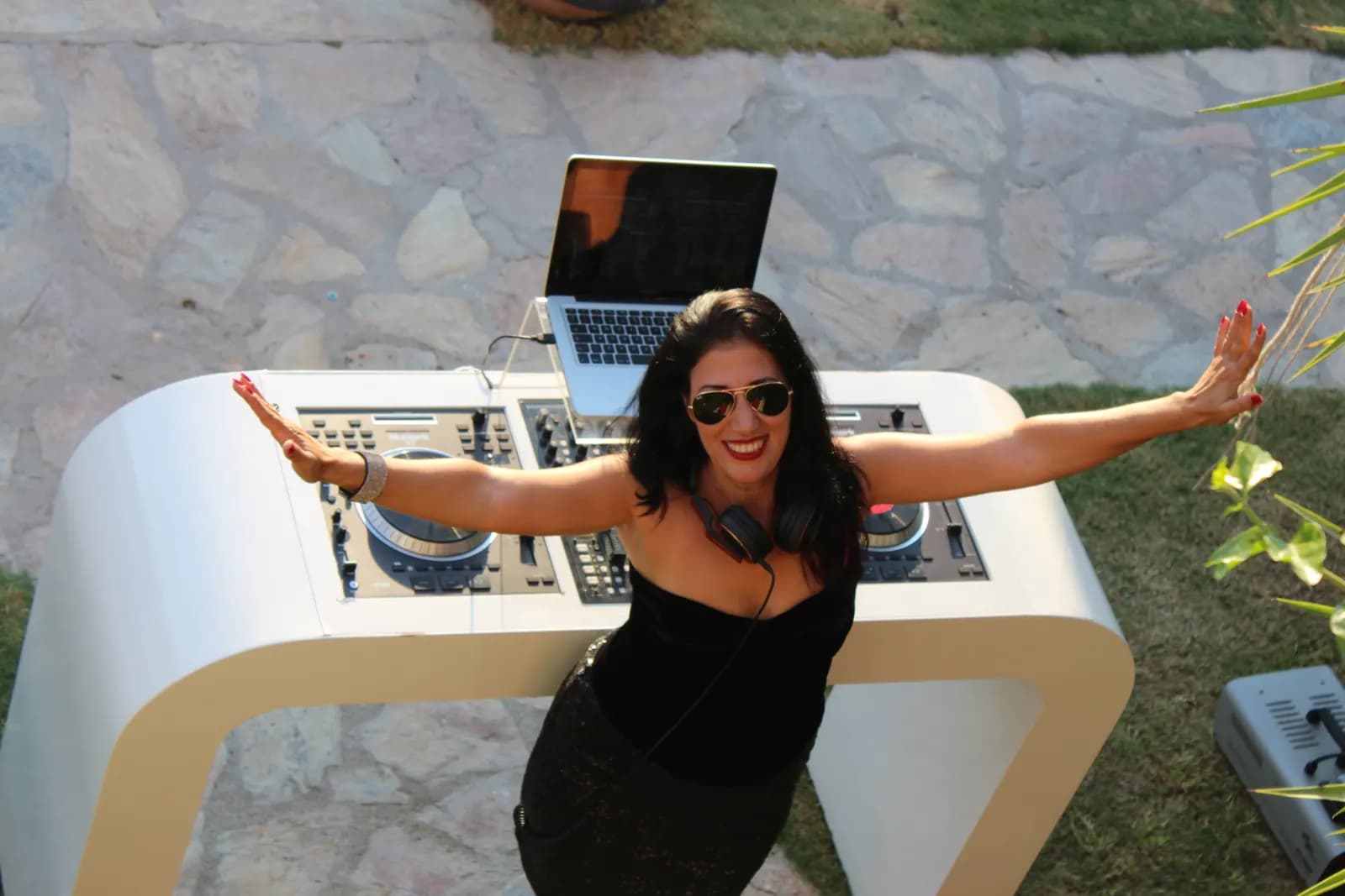 Dj Team - İzmir Düğün Müzik Grubu / DJ