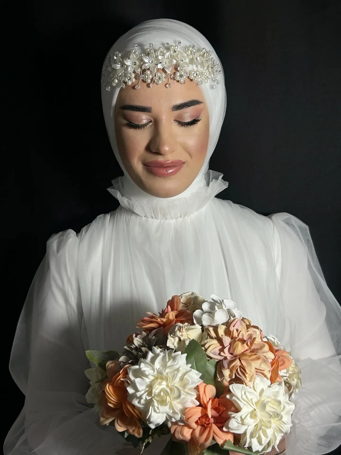 Hacer Koçak Makyaj & Saç Türban Tasarım - İzmir Gelin Saç & Makyaj Uzmanı - fotoğraf 5