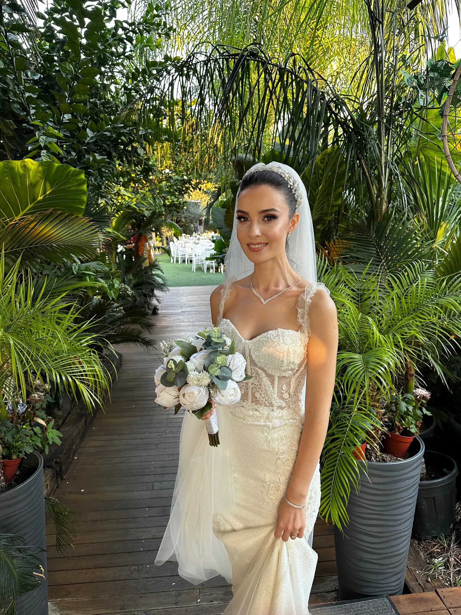 Hatice Saç Tasarım - İzmir Gelin Saç & Makyaj Uzmanı - fotoğraf 4
