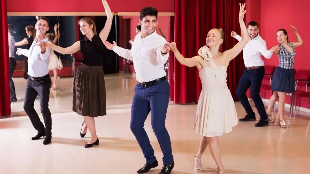 Hayat Dans - İzmir Düğün Dansı Eğitmeni