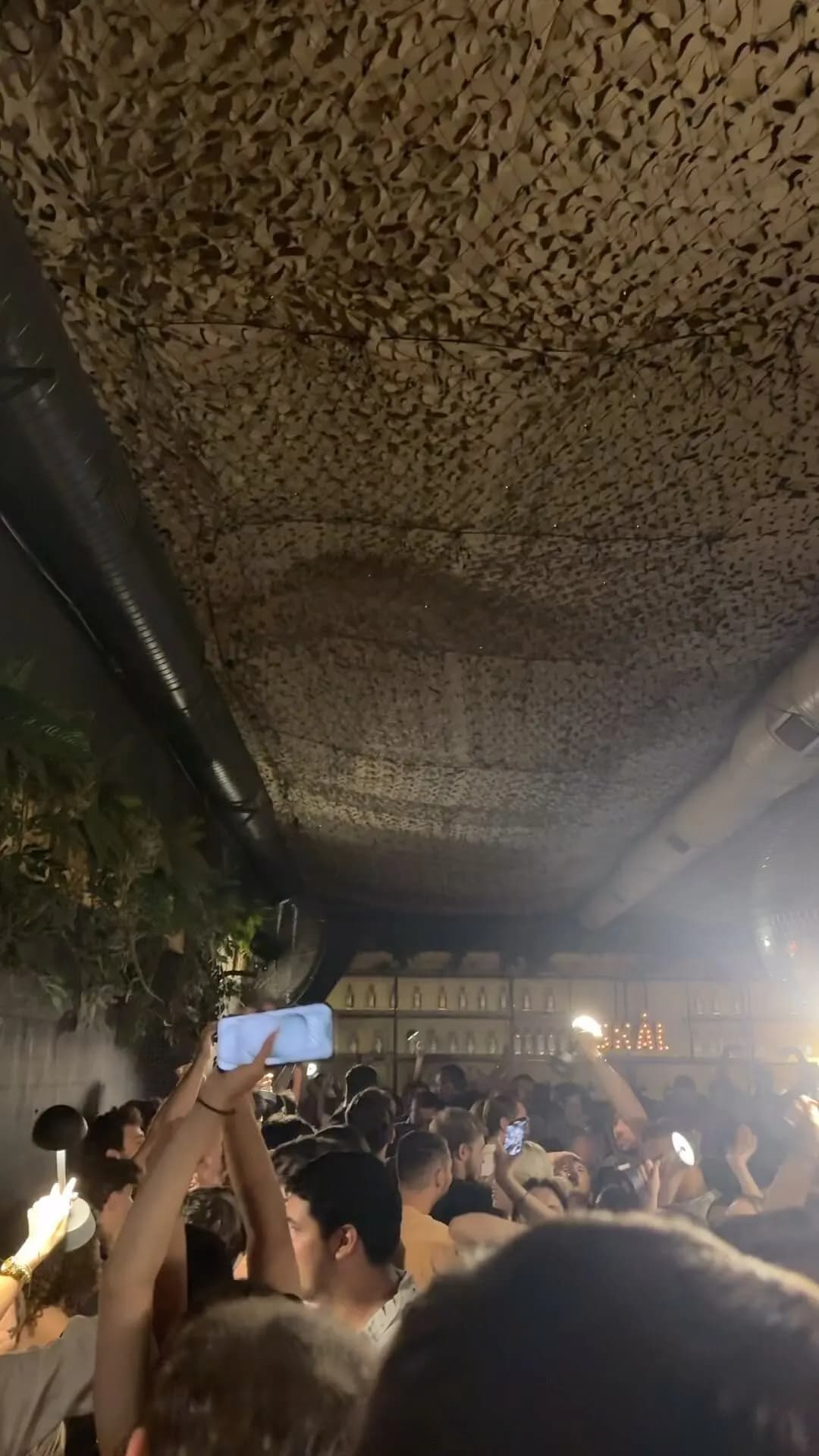 House 44 - İzmir After Party Mekanı