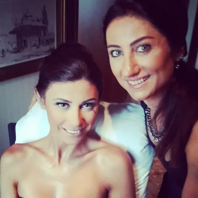 İlknur Makeup By İlknur Şahan - İzmir Gelin Saç & Makyaj Uzmanı - fotoğraf 2