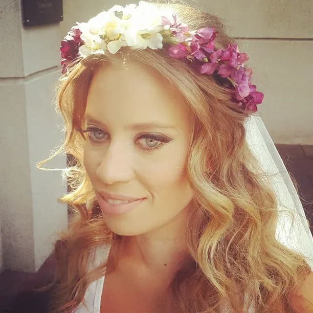 İlknur Makeup By İlknur Şahan - İzmir Gelin Saç & Makyaj Uzmanı - fotoğraf 6