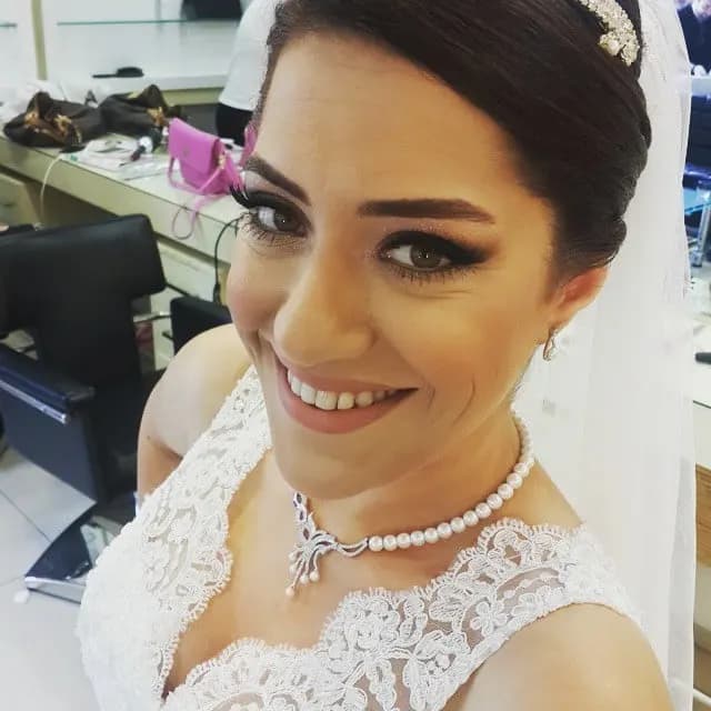 İlknur Makeup By İlknur Şahan - İzmir Gelin Saç & Makyaj Uzmanı - fotoğraf 8