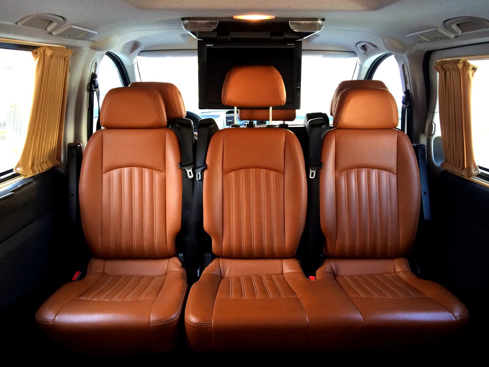 İnce Vip Rent A Car - İzmir Gelin Arabası Firması - fotoğraf 6