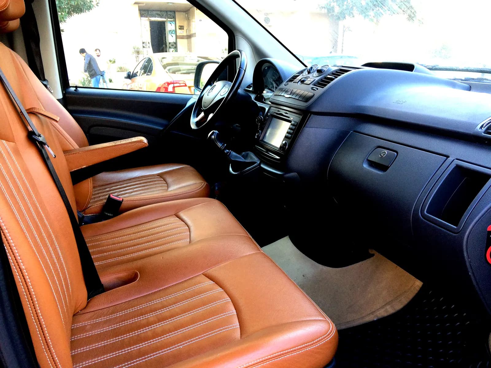 İnce Vip Rent A Car - İzmir Gelin Arabası Firması - fotoğraf 8