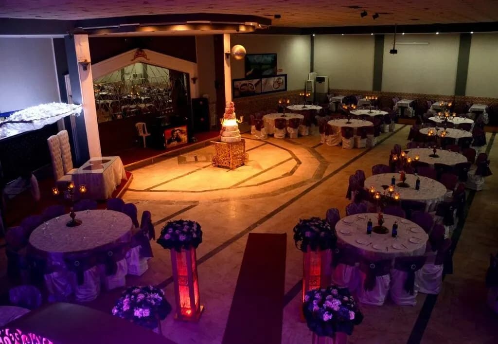 İzmir Kapalı Düğün Salonları: Yağmur Soğuk Vız Gelir - İzmir Düğün Salonu - fotoğraf 1