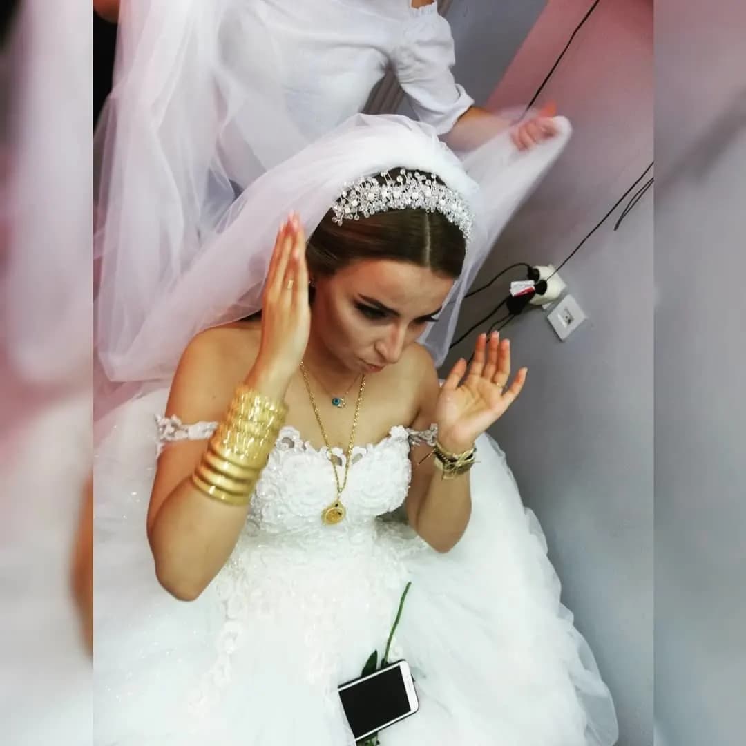 Karamel Kuaför - İzmir Gelin Saç & Makyaj Uzmanı - fotoğraf 7