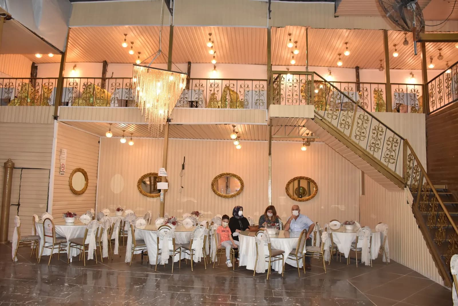 Kocaman Sarıçam Düğün Salonu - İzmir Düğün Salonu - fotoğraf 6