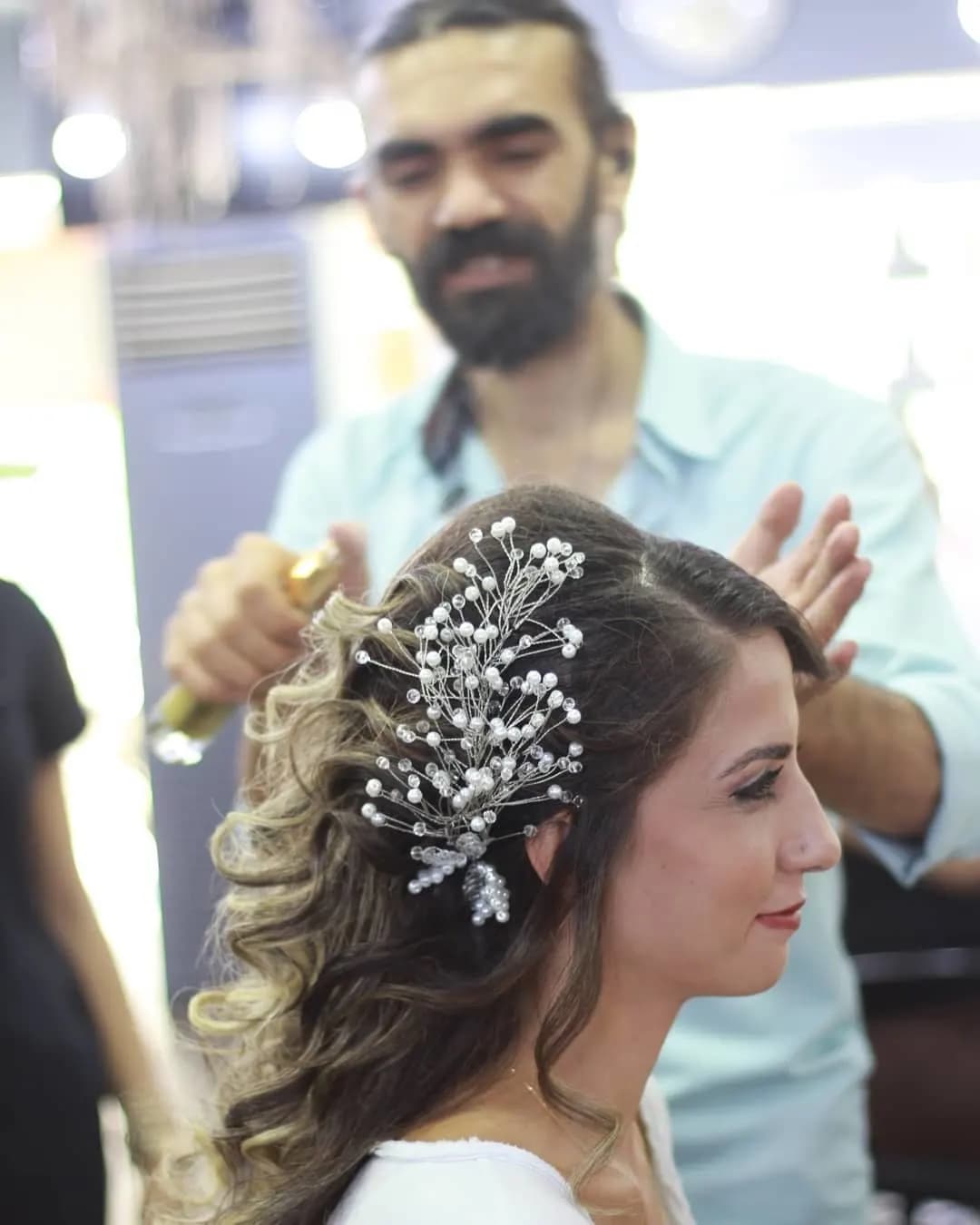 Kuaför Bilal Özer - İzmir Gelin Saç & Makyaj Uzmanı - fotoğraf 4