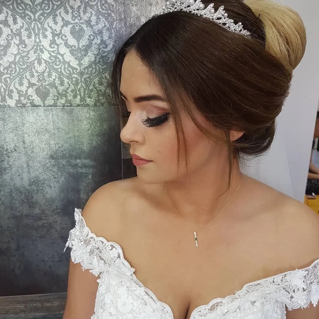 Kuaför Turgay - İzmir Gelin Saç & Makyaj Uzmanı - fotoğraf 2