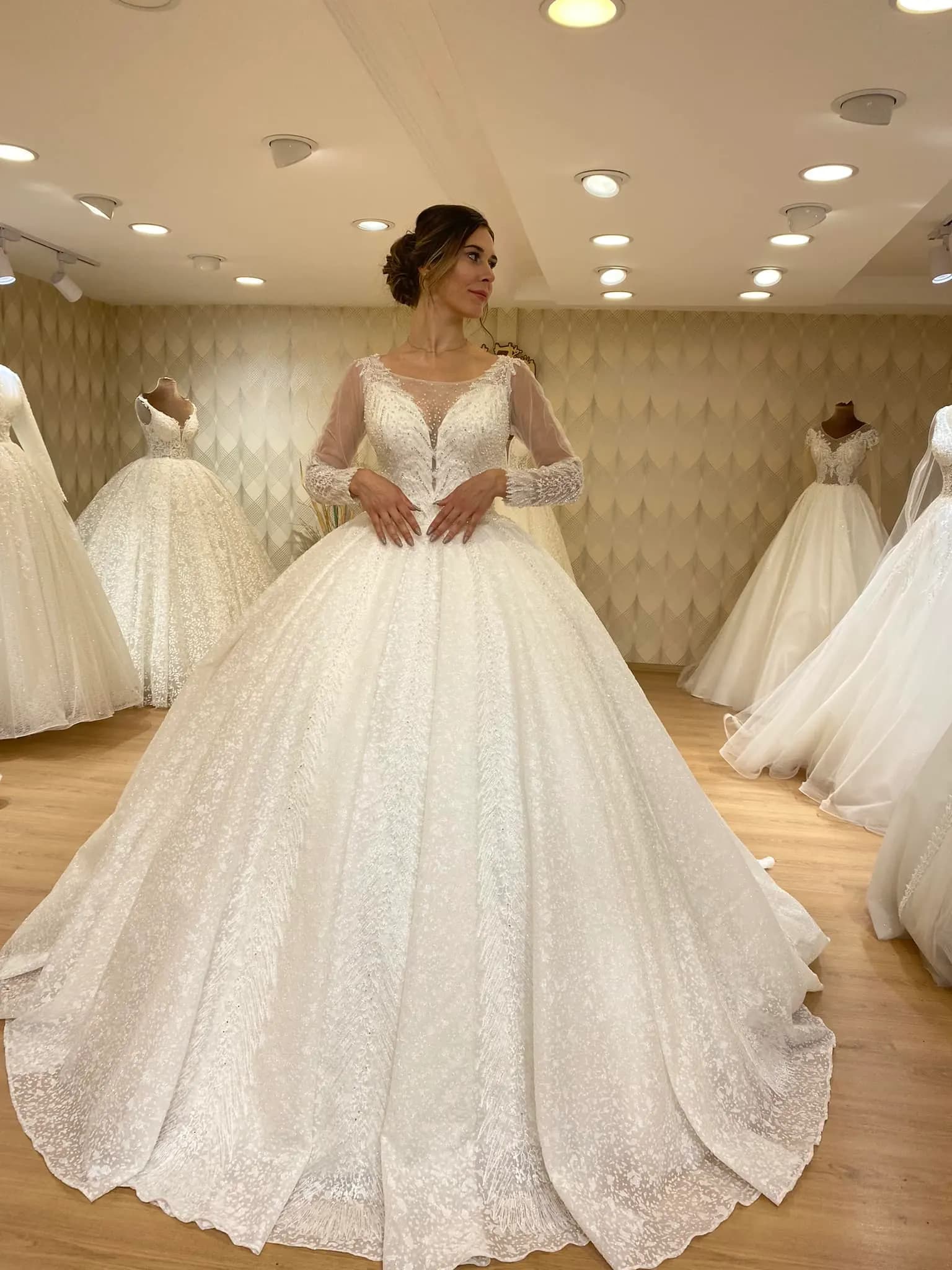Liva Sposa - İzmir Gelinlikçi - fotoğraf 4