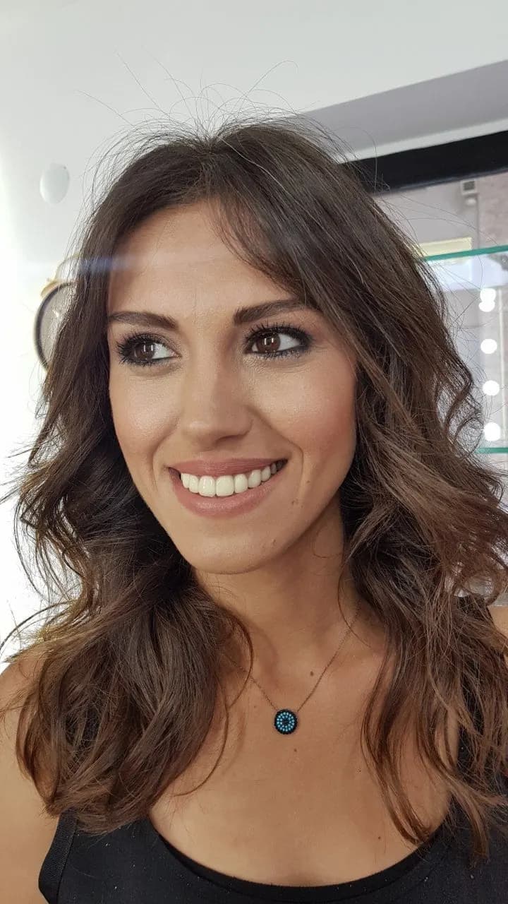 London Make Up & Hair - İzmir Gelin Saç & Makyaj Uzmanı