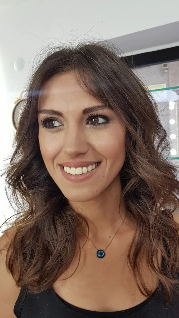 London Make Up & Hair - İzmir Gelin Saç & Makyaj Uzmanı - fotoğraf 7