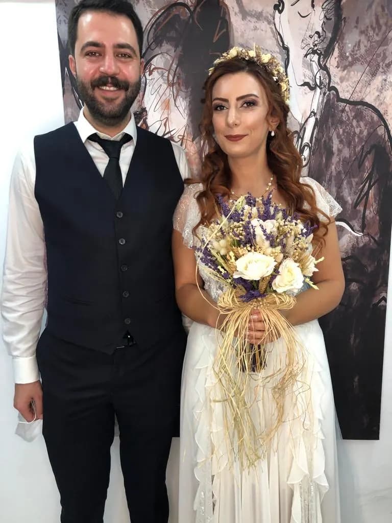 Mahmut Karali Kuaför - İzmir Gelin Saç & Makyaj Uzmanı - fotoğraf 8