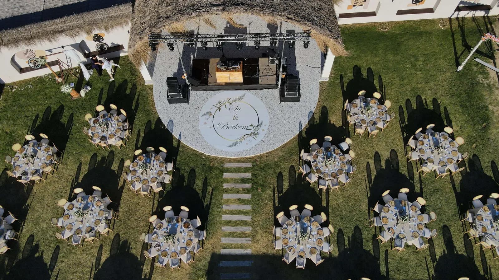 Mes Mudita Event Hall - İzmir Otel Düğünü - fotoğraf 5