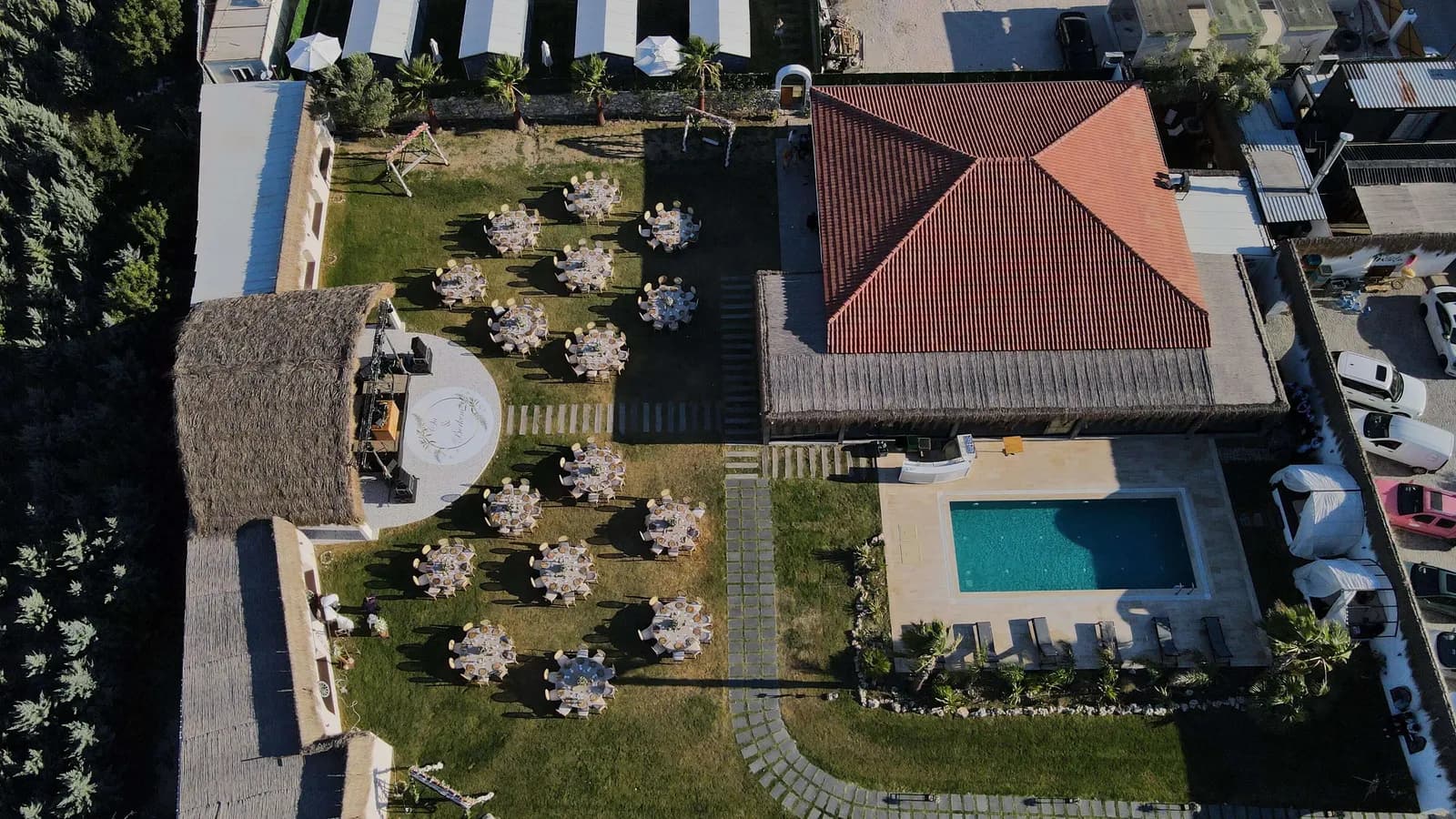 Mes Mudita Event Hall - İzmir Otel Düğünü - fotoğraf 6