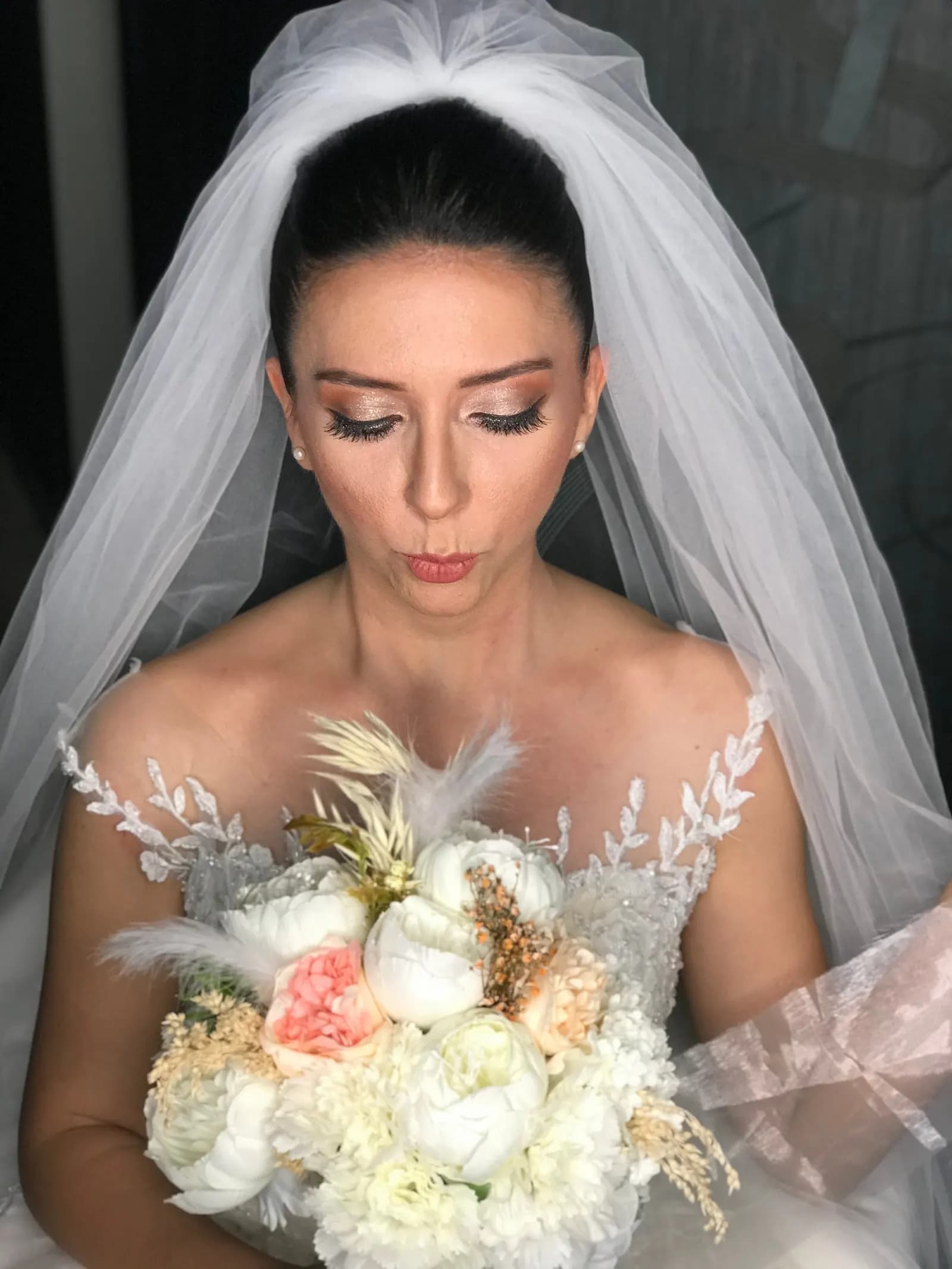 Nesa Kuaför - İzmir Gelin Saç & Makyaj Uzmanı - fotoğraf 6