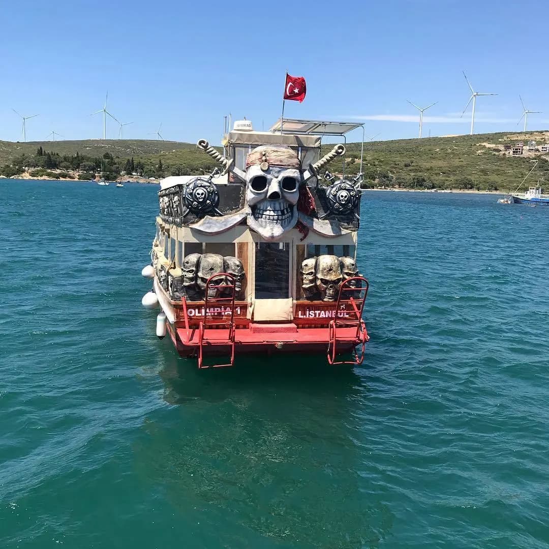 Olimpia Korsan Teknesi - İzmir Bekarlığa Veda Organizasyonu - fotoğraf 8