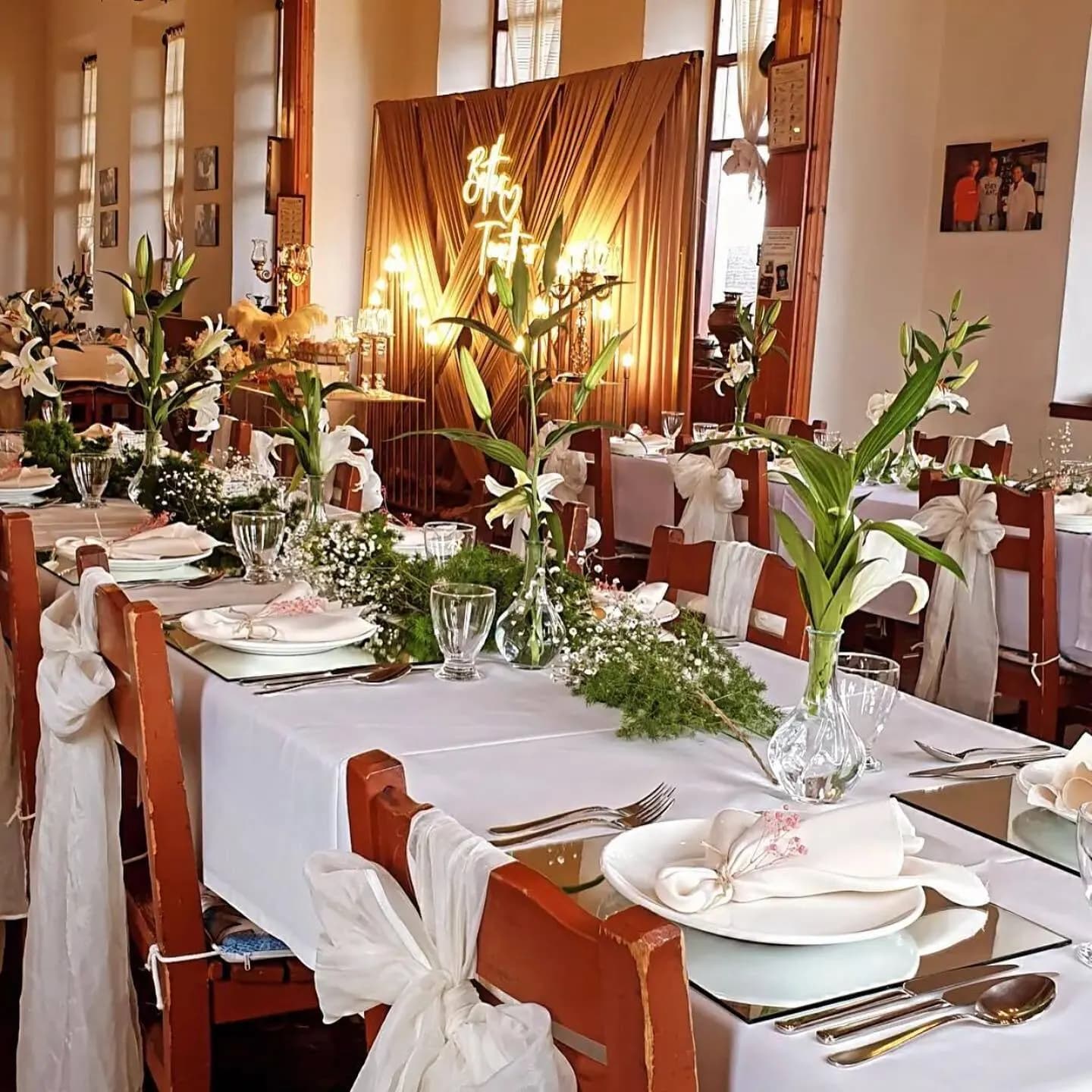 Tarihi Artemis Restaurant - İzmir Tarihi Mekan