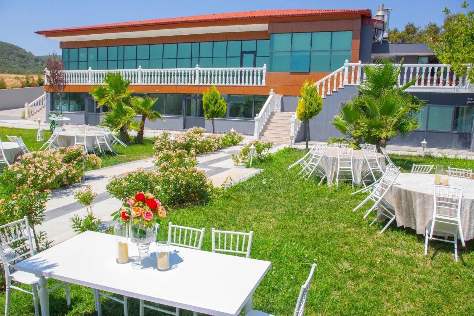 The Grand Garden - İzmir Kır Düğünü Mekanı