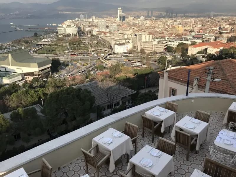 Varyant Konakları - İzmir Tarihi Mekan