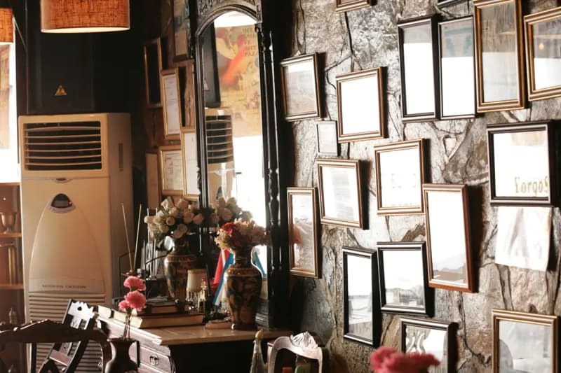 Yorgo Seferis Residence - İzmir Tarihi Mekan